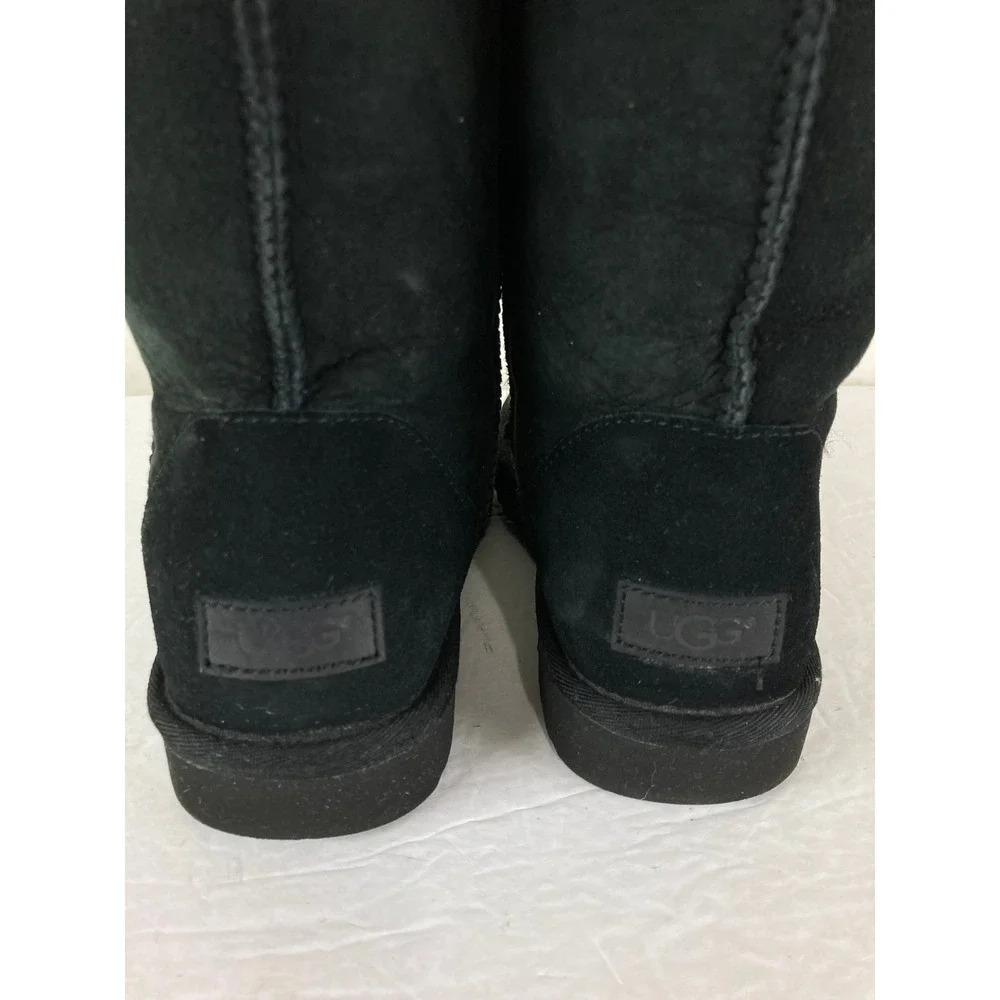 UGG classic short